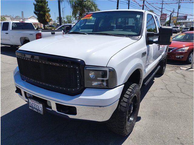 2006 Ford Super Duty F-250 Lariat Pickup 4D 6 3/4 ft