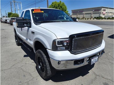 2006 Ford Super Duty F-250 Lariat Pickup 4D 6 3/4 ft