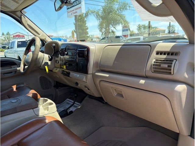 2007 Ford Super Duty F-350 SRW XL Pickup 4D 6 3/4 ft