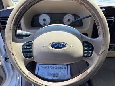 2007 Ford Super Duty F-350 SRW XL Pickup 4D 6 3/4 ft