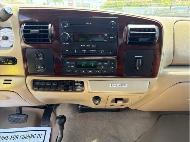 2007 Ford Super Duty F-350 SRW XL Pickup 4D 6 3/4 ft