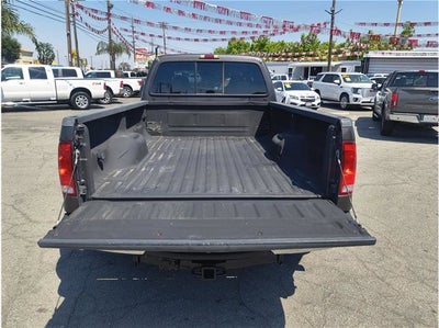 2005 Ford Super Duty F-350 DRW Lariat Pickup 4D 8 ft