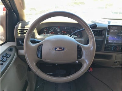2004 Ford Super Duty F-350 DRW Lariat Pickup 4D 6 3/4 ft