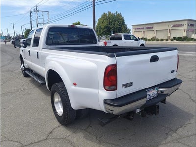 2004 Ford Super Duty F-350 DRW Lariat Pickup 4D 8 ft