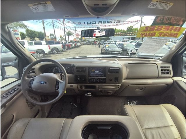 2004 Ford Super Duty F-350 DRW Lariat Pickup 4D 8 ft