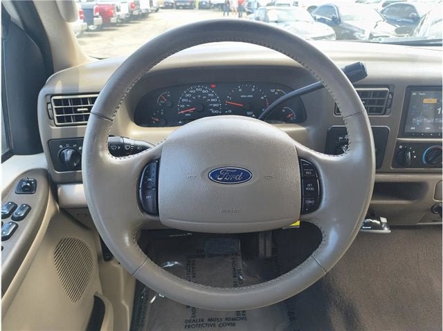 2004 Ford Super Duty F-350 DRW Lariat Pickup 4D 8 ft