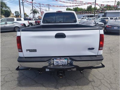 2004 Ford Super Duty F-350 DRW Lariat Pickup 4D 8 ft