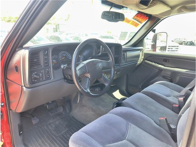 2005 Chevrolet Silverado 2500HD LS