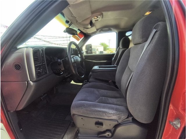 2005 Chevrolet Silverado 2500HD LS