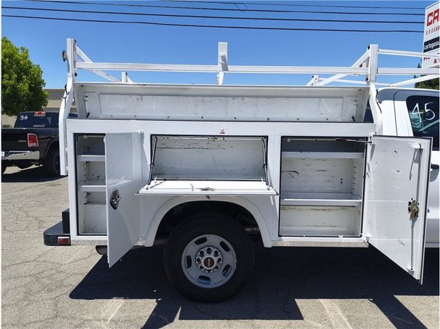 2016 GMC Sierra 2500HD Pickup 2D 8 ft
