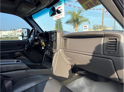 2006 GMC Sierra 3500 DRW SLT