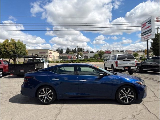2023 Nissan Maxima SV
