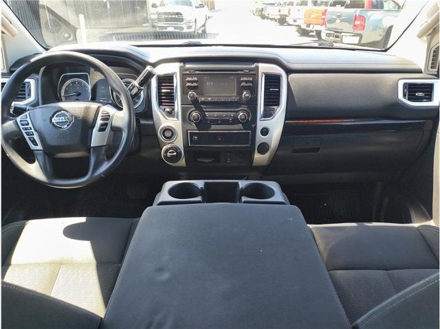 2018 Nissan Titan SV