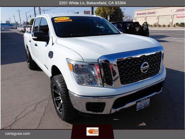 2017 Nissan Titan SV