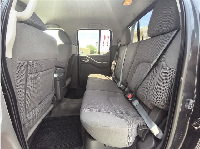 2014 Nissan Frontier SV Pickup 4D 5 ft