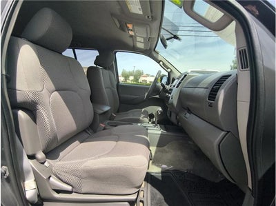 2014 Nissan Frontier SV Pickup 4D 5 ft