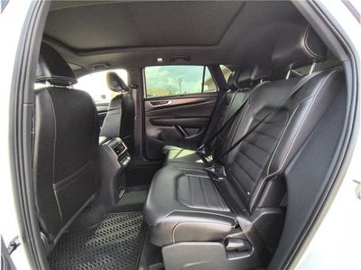 2024 Volkswagen Atlas Cross Sport 2.0T SEL R-Line