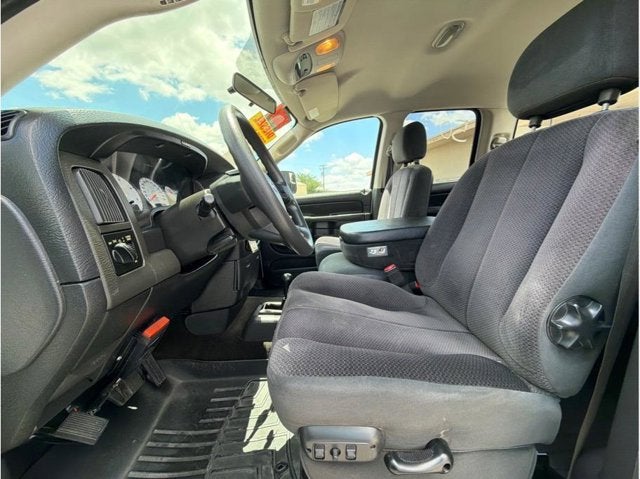 2004 Dodge Ram 2500 SLT Pickup 4D 6 1/4 ft
