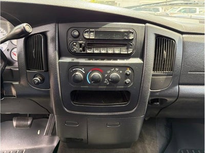 2004 Dodge Ram 2500 SLT Pickup 4D 6 1/4 ft