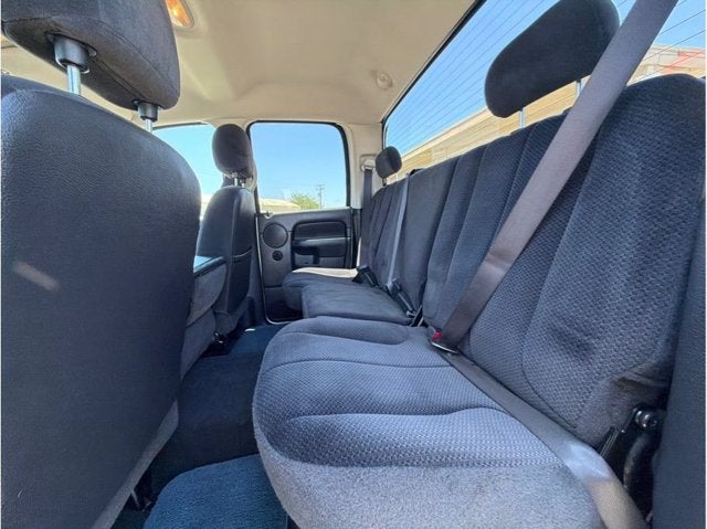 2004 Dodge Ram 2500 SLT Pickup 4D 6 1/4 ft