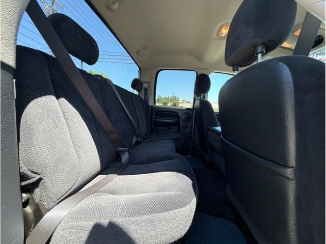 2004 Dodge Ram 2500 SLT Pickup 4D 6 1/4 ft