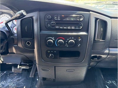 2004 Dodge Ram 2500 SLT Pickup 4D 6 1/4 ft