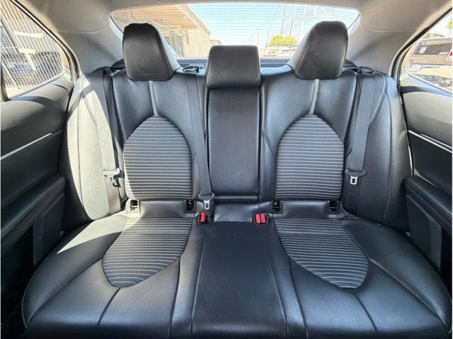 2019 Toyota Camry SE Sedan 4D