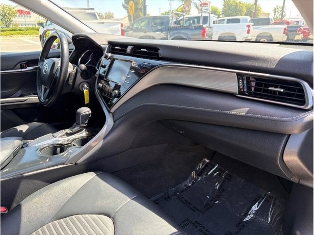 2019 Toyota Camry SE Sedan 4D