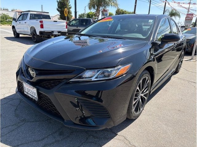2019 Toyota Camry SE Sedan 4D