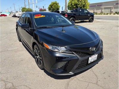 2019 Toyota Camry SE Sedan 4D