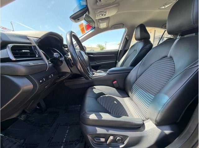 2019 Toyota Camry SE Sedan 4D