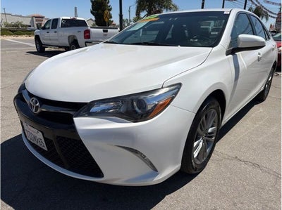 2017 Toyota Camry SE Sedan 4D