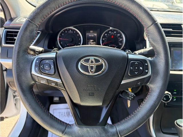 2017 Toyota Camry SE Sedan 4D