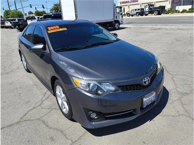 2013 Toyota Camry SE Sedan 4D