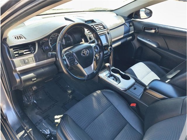 2013 Toyota Camry SE Sedan 4D