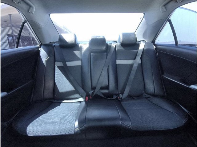 2013 Toyota Camry SE Sedan 4D