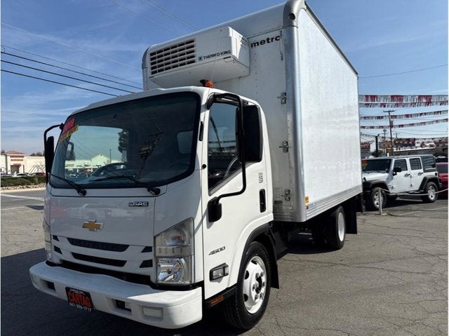 2019 Chevrolet 4500 LCF Gas Cutaway Van 2D