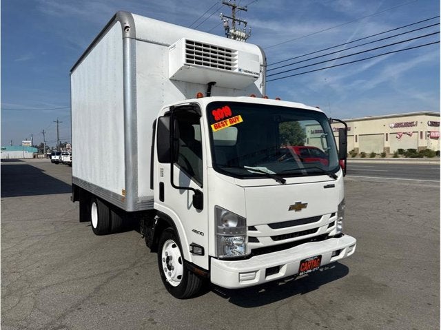2019 Chevrolet 4500 LCF Gas Cutaway Van 2D