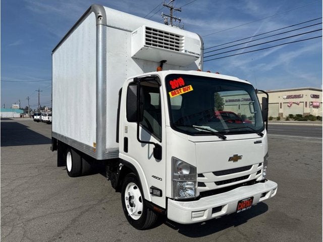 2019 Chevrolet 4500 LCF Gas Cutaway Van 2D