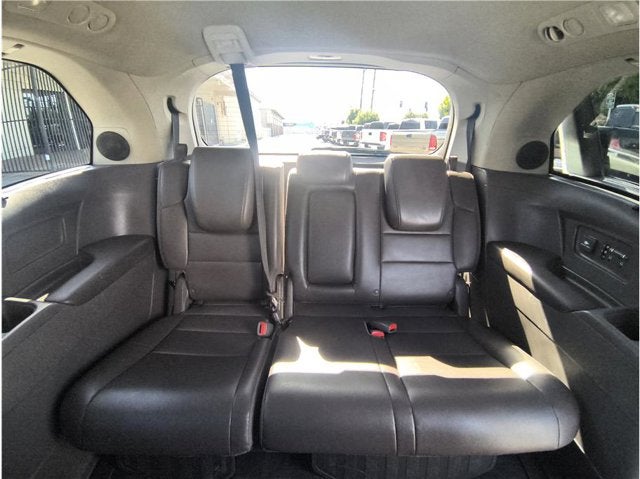 2014 Honda Odyssey Touring Minivan 4D