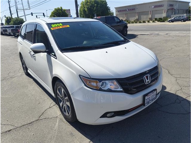 2014 Honda Odyssey Touring Minivan 4D