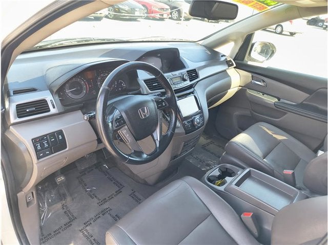 2014 Honda Odyssey Touring Minivan 4D