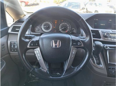 2014 Honda Odyssey Touring Minivan 4D