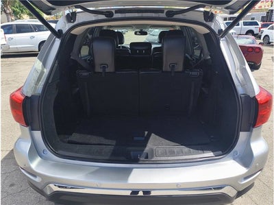 2020 Nissan Pathfinder SL