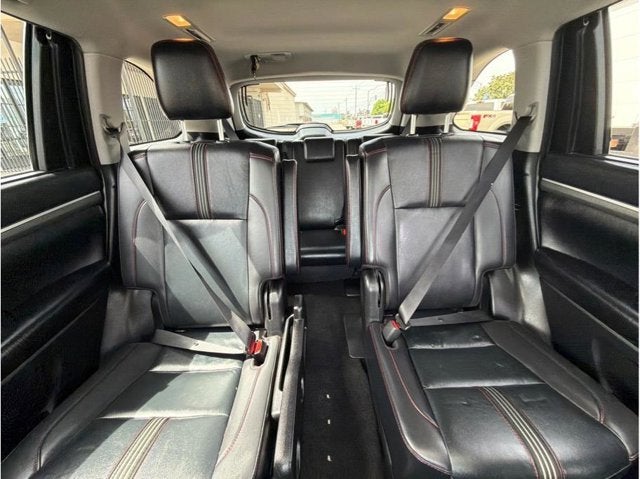 2019 Toyota Highlander SE Sport Utility 4D