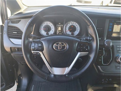 2017 Toyota Sienna SE Minivan 4D