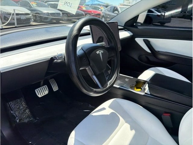 2020 Tesla Model 3 Performance