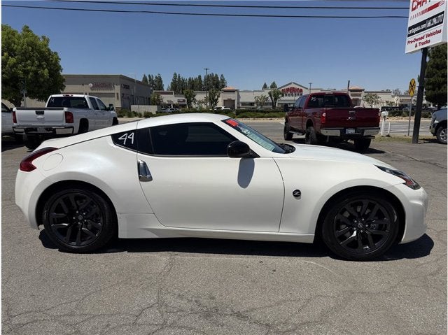 2019 Nissan 370Z Coupe Coupe 2D
