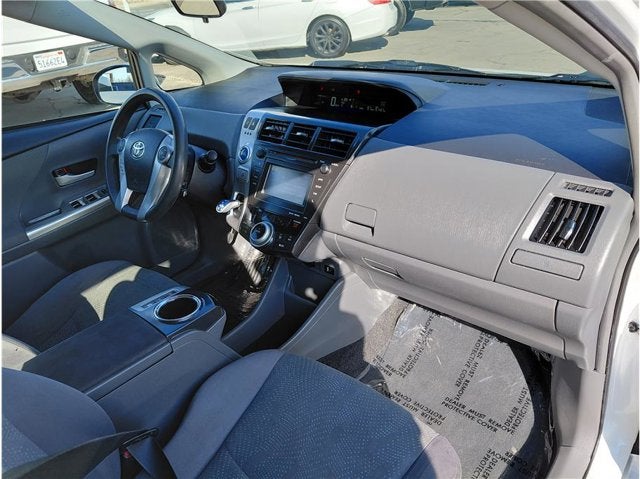 2014 Toyota Prius v Two Wagon 4D