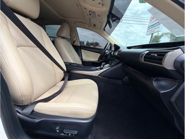 2016 Lexus IS 200t IS 200t Sedan 4D